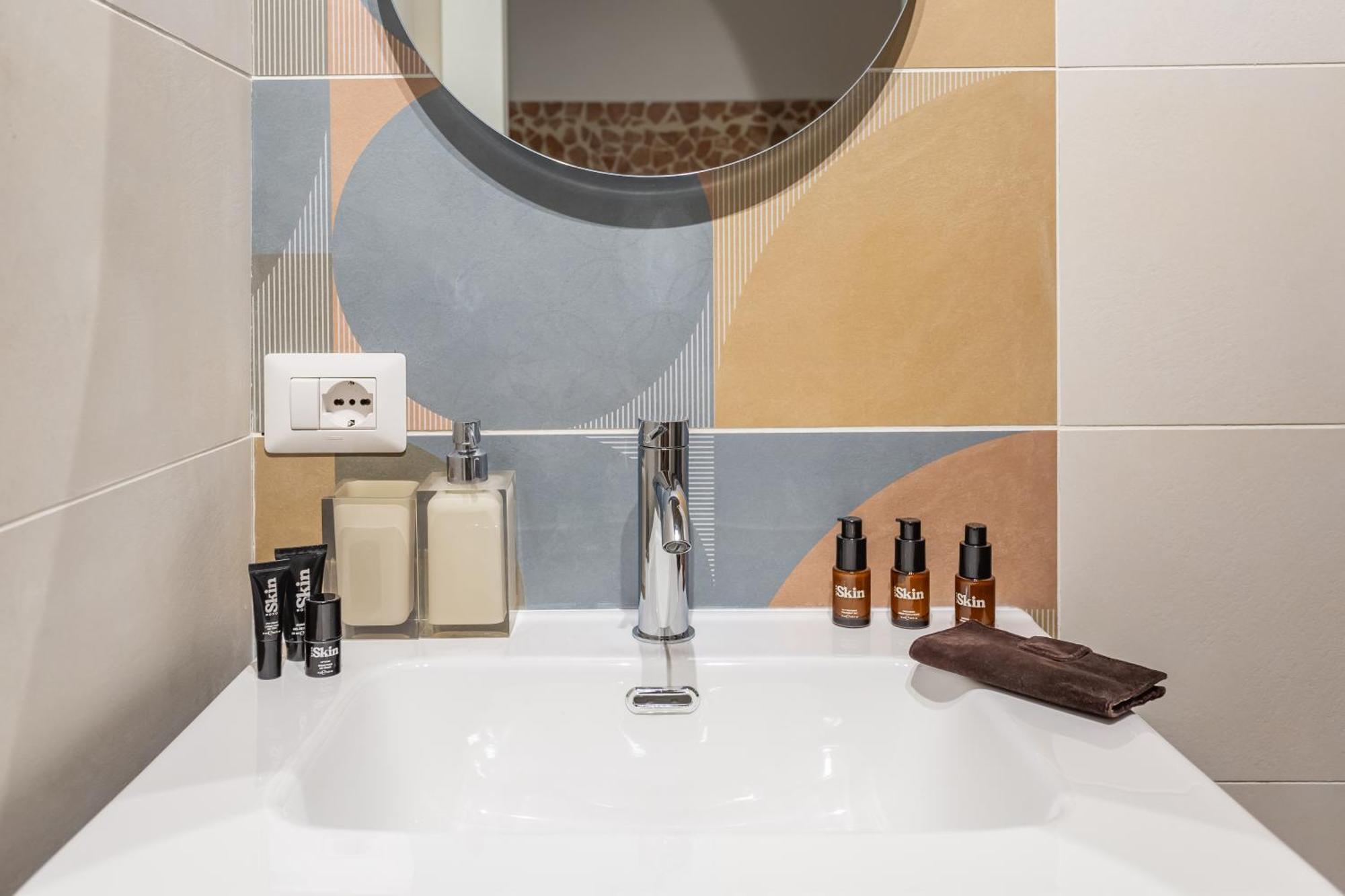 Daplace - Lucia Apartment โรม ภายนอก รูปภาพ